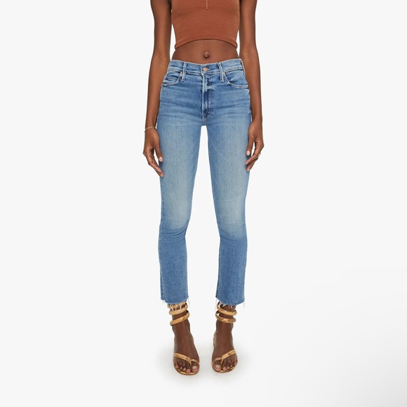 MOTHER Denim - The Mid Rise Dazzler Ankle Fray